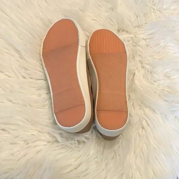 Universal Thread Cognac Tennis Shoe/Sneakers - Picture 6 of 13